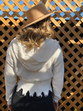 Load image into Gallery viewer, Davina Freyed Sweater
