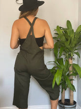 Cargar imagen en el visor de la galería, Jade Jumpsuit
